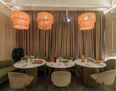  ресторан Rubin Loft на Карла Фаберже