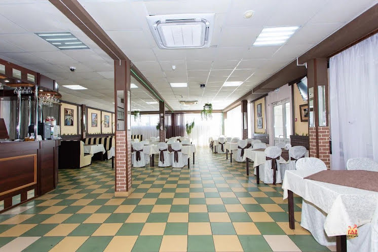 Основной зал в «Элена» фотография №11