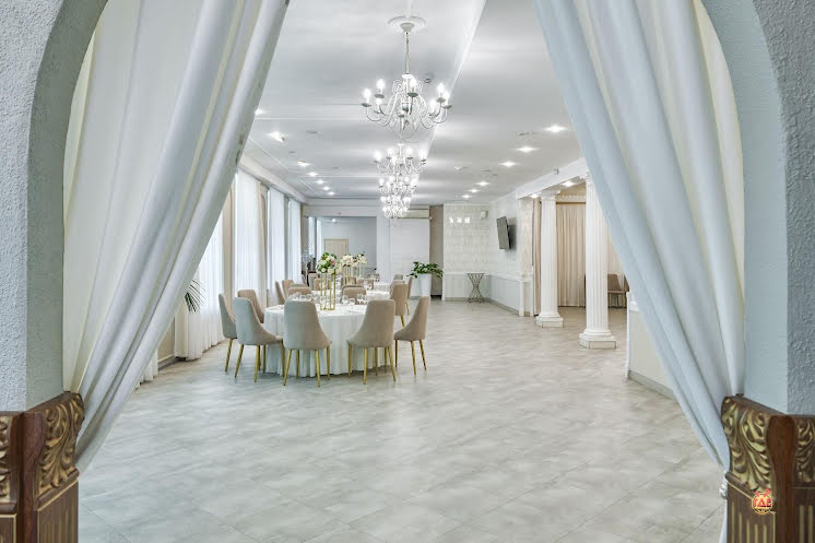 Банкетный зал в «Банкетный зал «Шанэль»» фотография №8