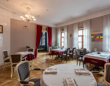  ресторан Lauren Parker