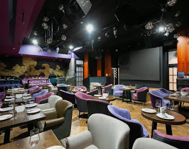  ресторан Who Is Who