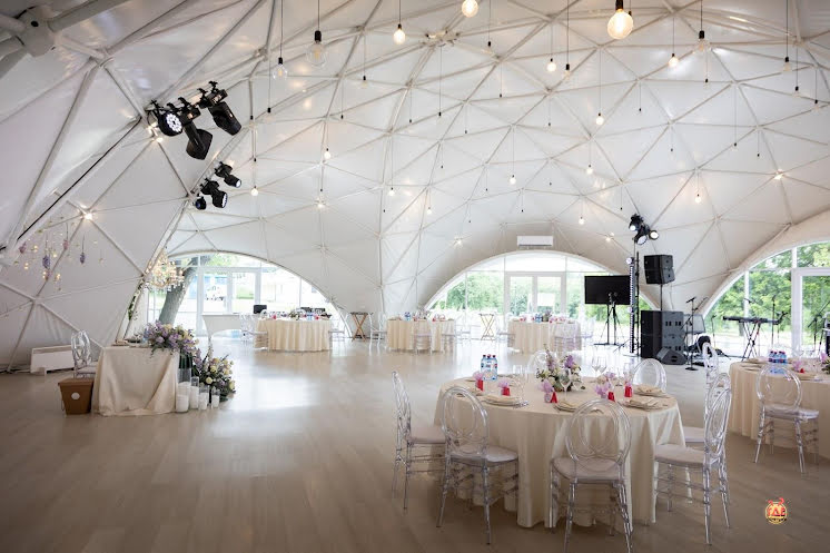 Шатер в яблоневом саду в «Коломенское» фотография №16