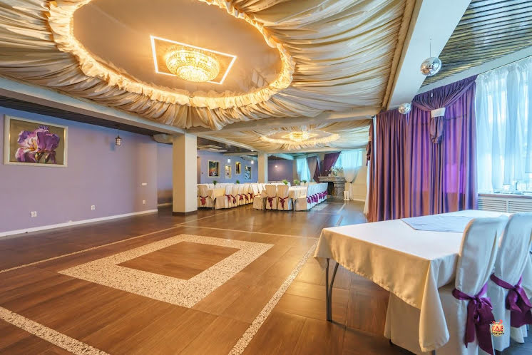 Основной зал в «7 Пятниц» фотография №5