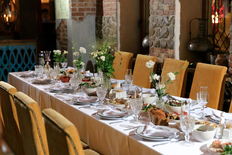 Основной зал  в «Духанъ» фотография №5