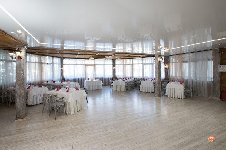 Банкетный зал на 2 этаже в «Пиратская Харчевня» фотография №1