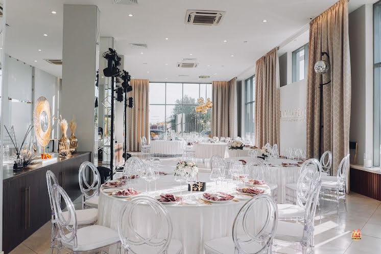 Основной зал  в «Lahta Plaza» фотография №16