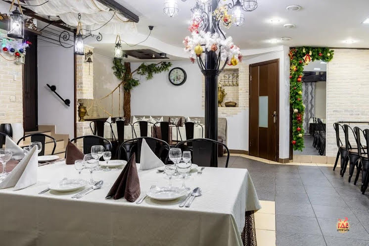 Основной зал в «Ясень» фотография №5