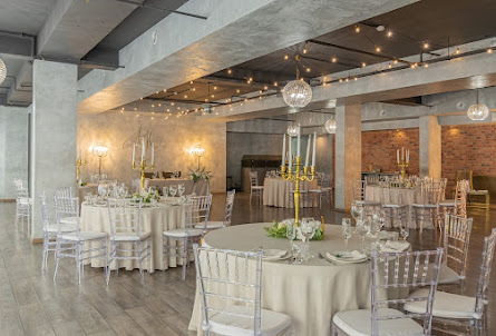 Атриум Холл в Атриум Холл