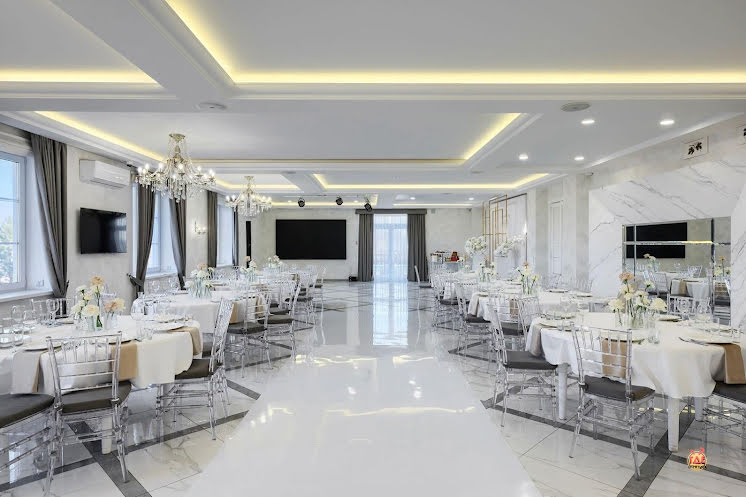 Банкетный зал в «Вилла София» фотография №8