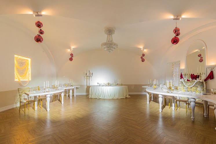 Основной зал в «на Балах» фотография №1