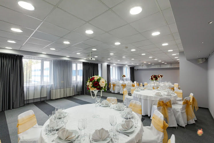 Зал «МОСКВА» в «Marins Park Hotel Mocква Пражская» фотография №4