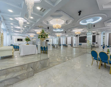  ресторан Golden Plaza