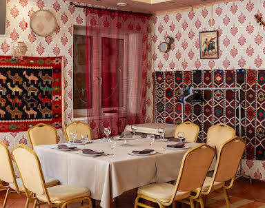  ресторан Золотой дворик