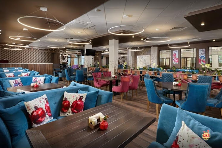 Основной зал  в «GRANAT» фотография №2