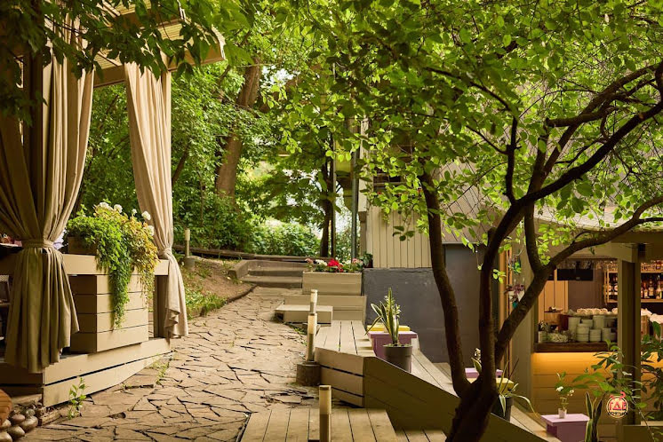 Летняя веранда  в «Времена года в Парке Горького» фотография №7