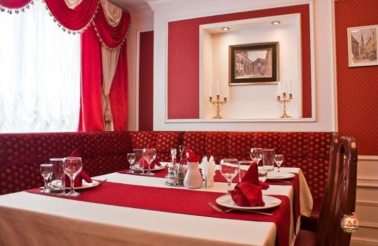 Зал на 70 человек в «Венский Дворик» фотография №6