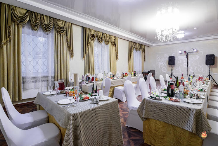 Зал «Золотой» в «Сибирская трапеза» фотография №6