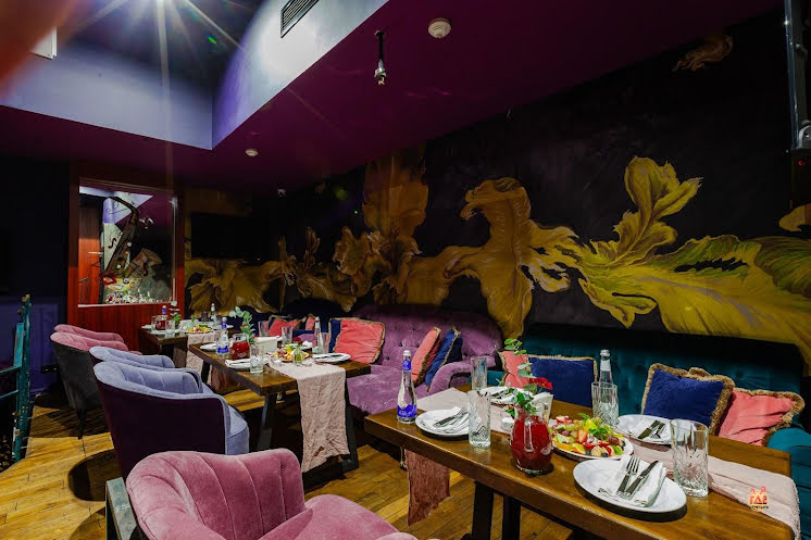 Основной зал в «Bodega» фотография №4