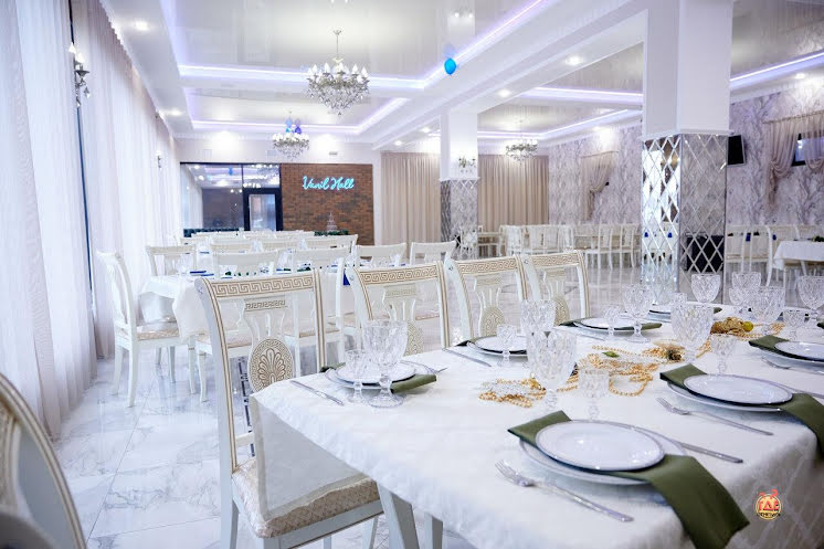 Ваниль Холл в «Ваниль Холл» фотография №2