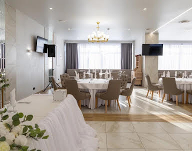  ресторан Амакс Сафар