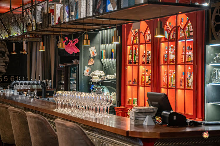 Барный зал в «Птичка» фотография №4