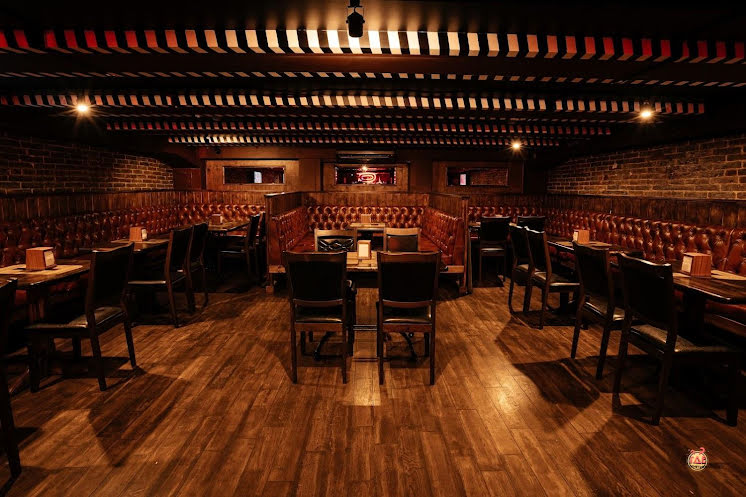 Зал ресторана  в «Небар на Мясницкой» фотография №10