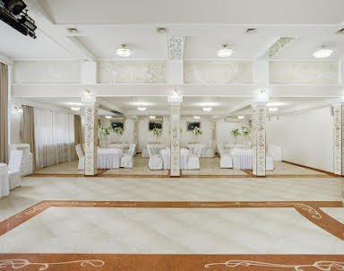  ресторан Делис