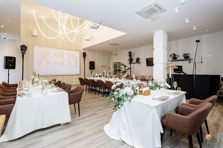 Караоке-зал в «Чайхона №1 Тимура Ланского» фотография №7