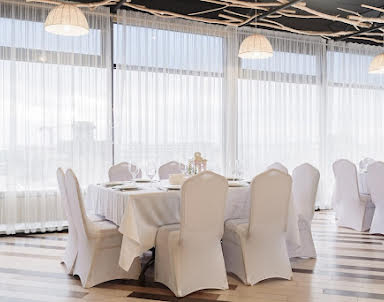 Свадьба в Mars