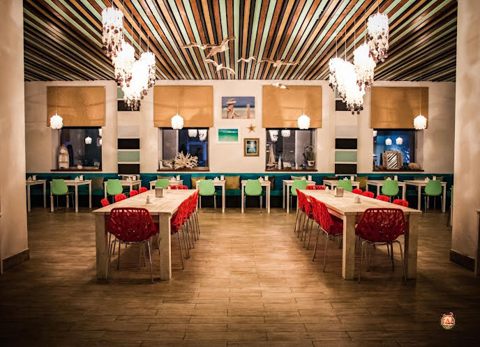 Зал столовой в «Mavi Cafe» фотография №18