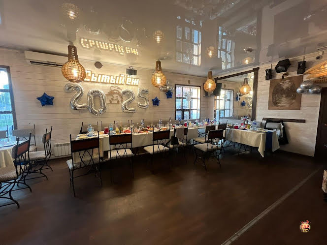 Основной зал в «Сытый ёж» фотография №7