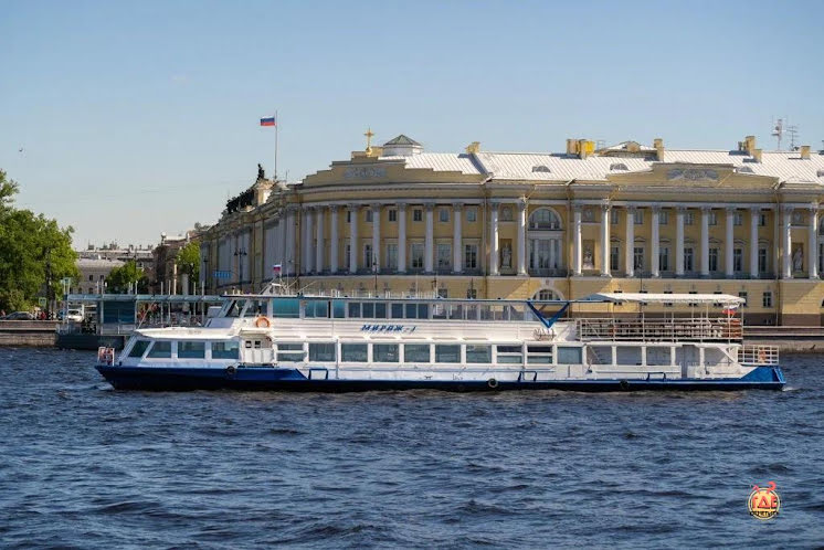 Палуба в «Теплоход "Мираж"» фотография №8