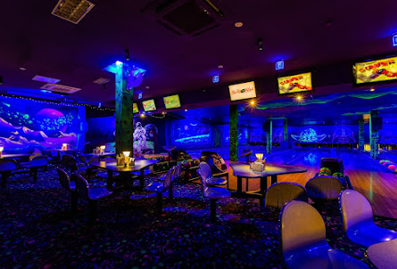 Боулинг 2 этаж в VIP-Караоке