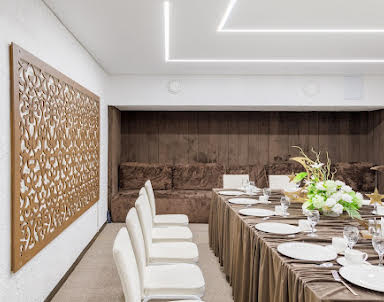  ресторан Эмиз