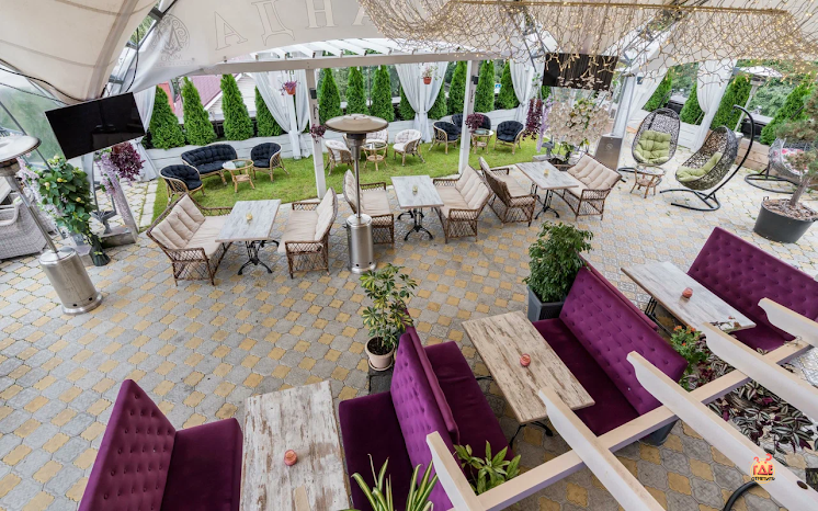 Круглогодичная веранда в «MOJO lounge» фотография №14