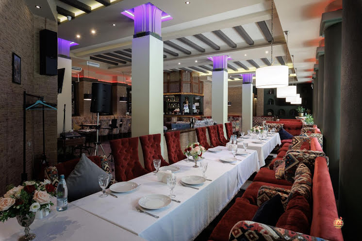 Общий зал в «Старая Грузия» фотография №10