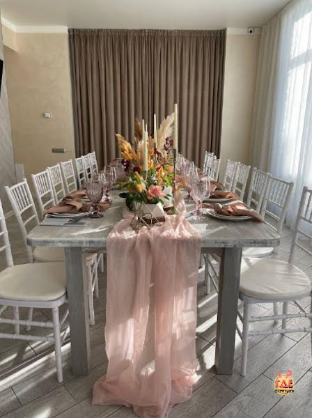 Дом у реки фотография №6