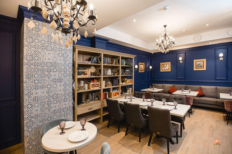 Каминный зал в «Еда и Миръ» фотография №2