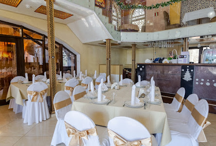 Основной зал  в Банкетный зал 