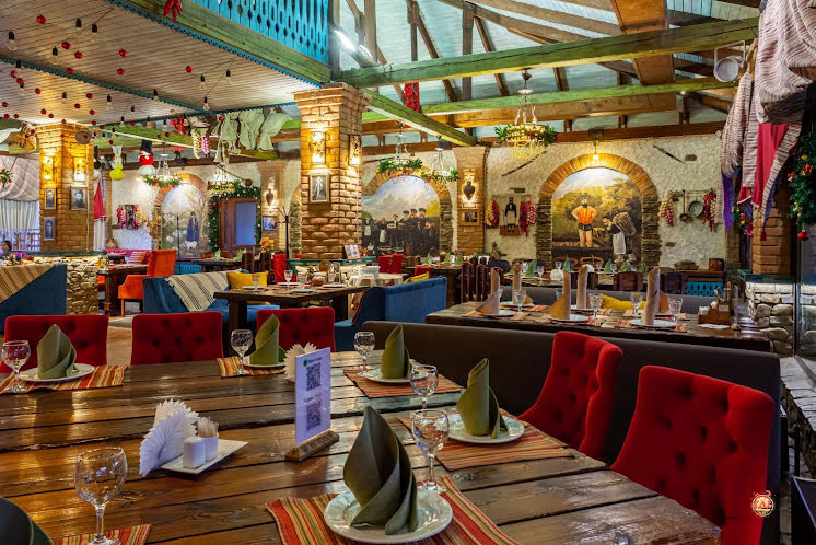 Зал на 1 этаже  в «Не горюй» фотография №13