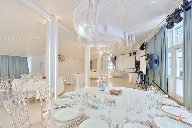 Основной зал в «Ялта» фотография №1