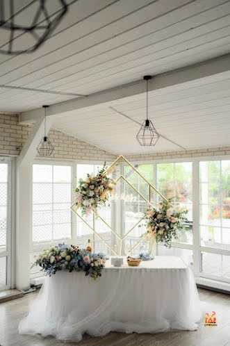 Зал «Эмили» в «Медуза» фотография №2