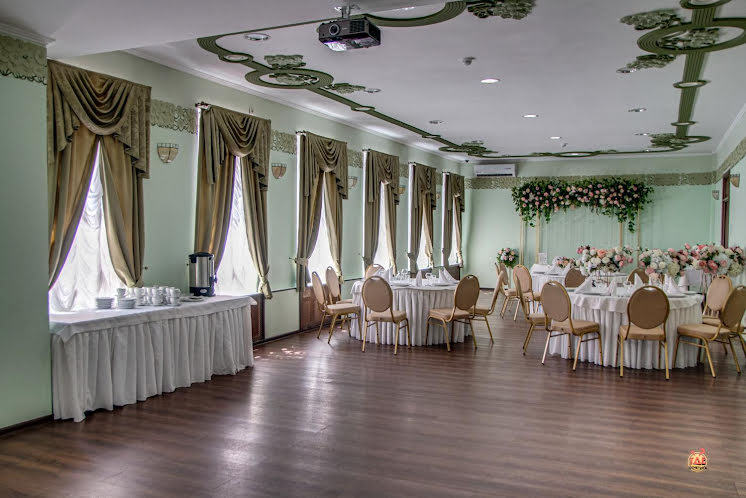 Зал «Императорский» в «Бристоль-Жигули» фотография №8