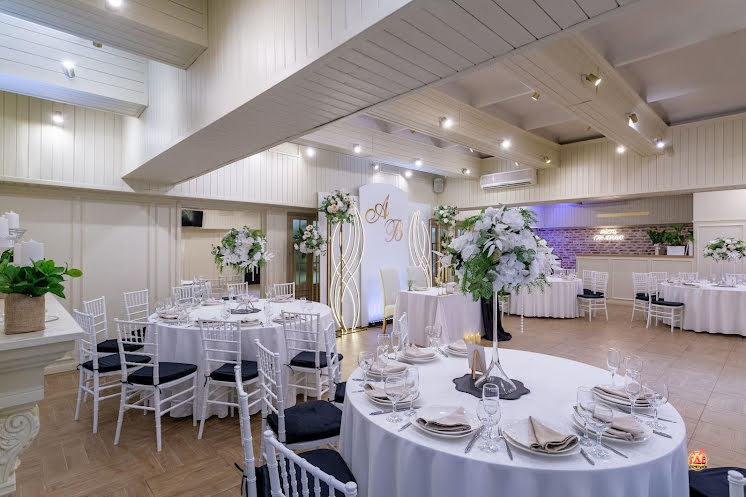 Основной зал в «Secret Garden» фотография №4