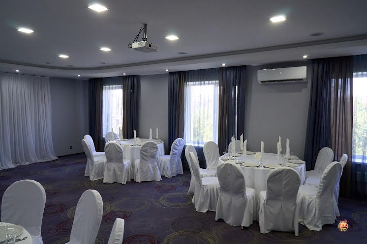 Банкетный зал в «Аквамарин» фотография №9