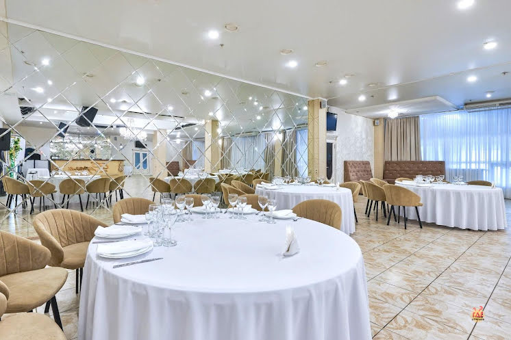 Основной зал в «РАФАЭЛЬ» фотография №4