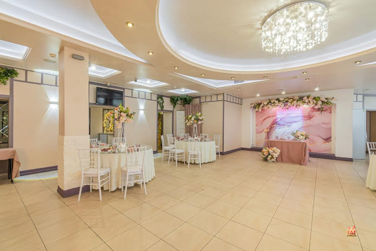 Основной зал  в «Liris Hall на Российском проспекте» фотография №12