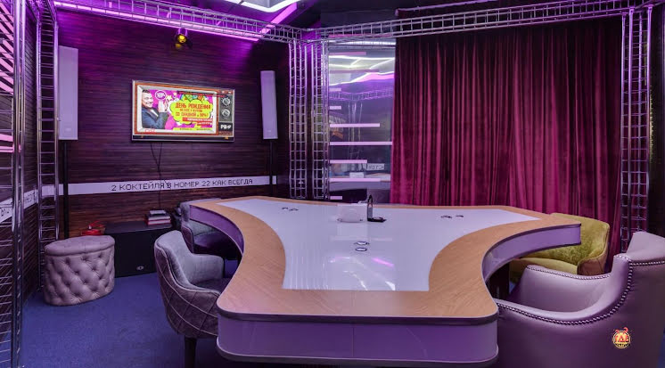 VIP 1996 в «Руки ВВерх! Бар на Тверской» фотография №7