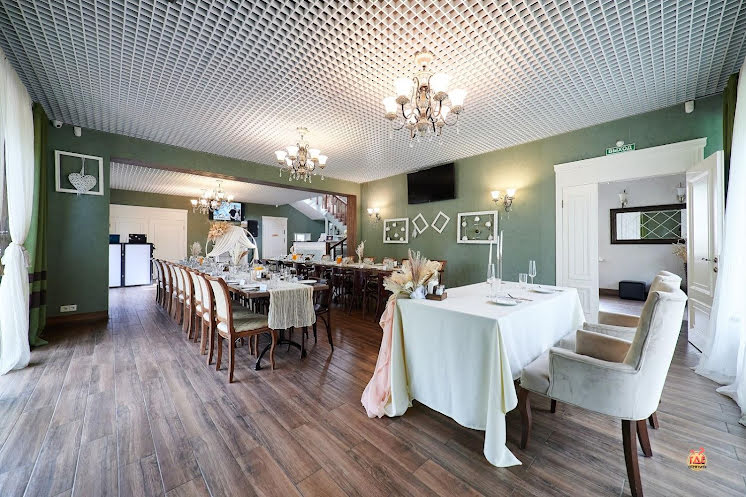 Основной зал  в «Victoria Village» фотография №1