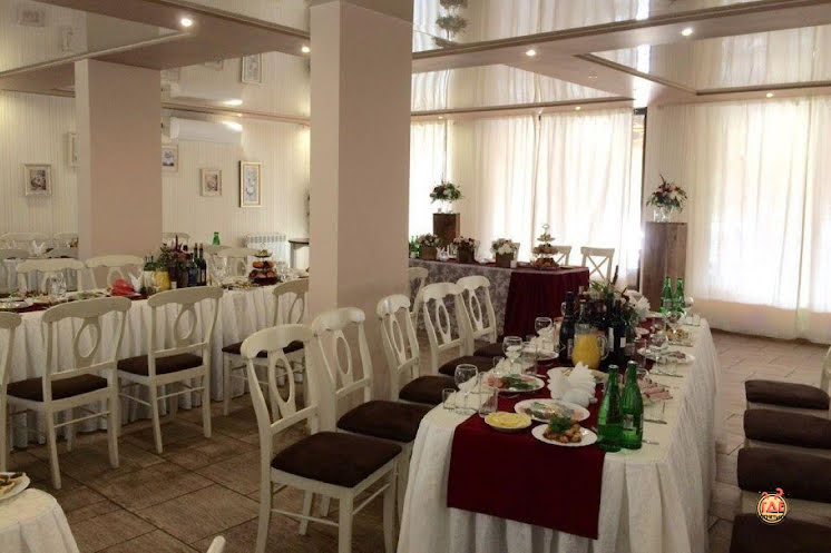 Зал на 80 человек  в «Villa Rosa» фотография №5